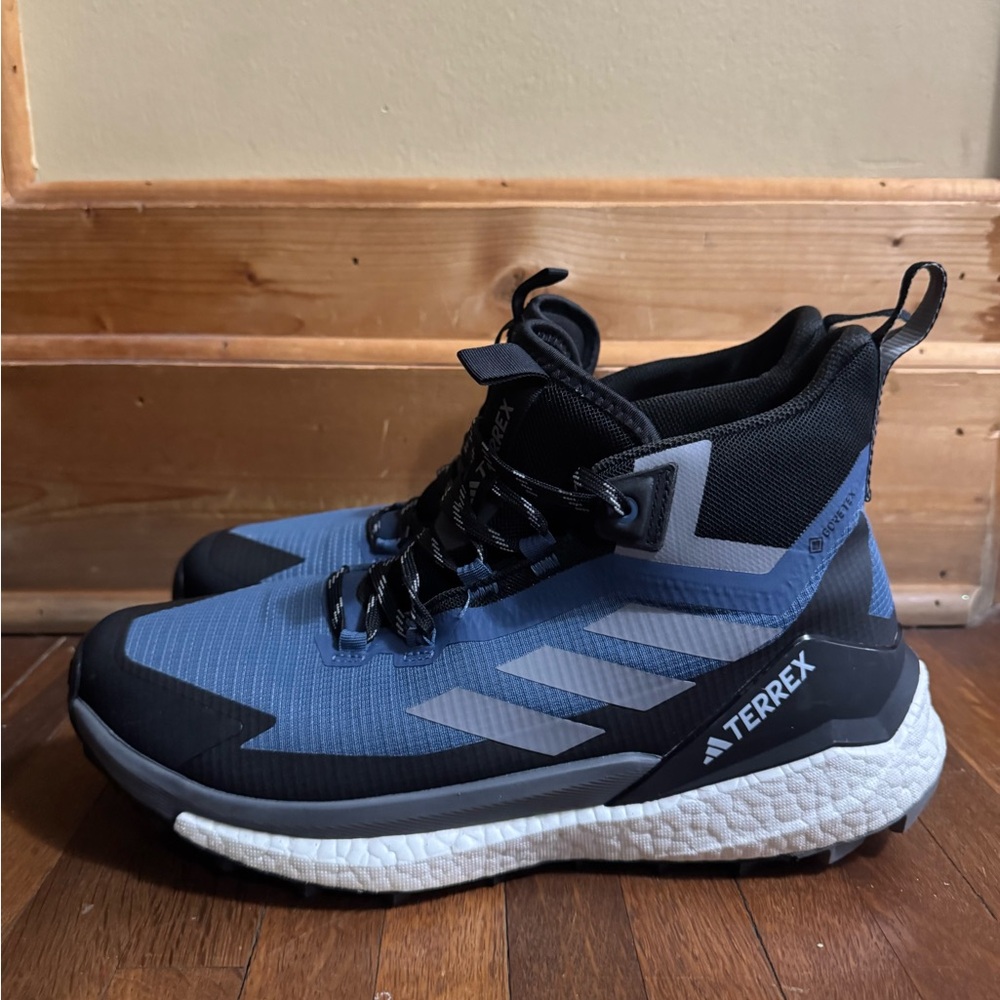 Adidas Terrex Black and Blue Men's Athletic Shoes with boost sole size 10